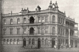 1905. Aberdeen Hotel, Corner Holden Street and St George's Road, North Fitzroy.
