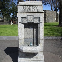 Hardy Reserve, Macpherson Street, North Carlton